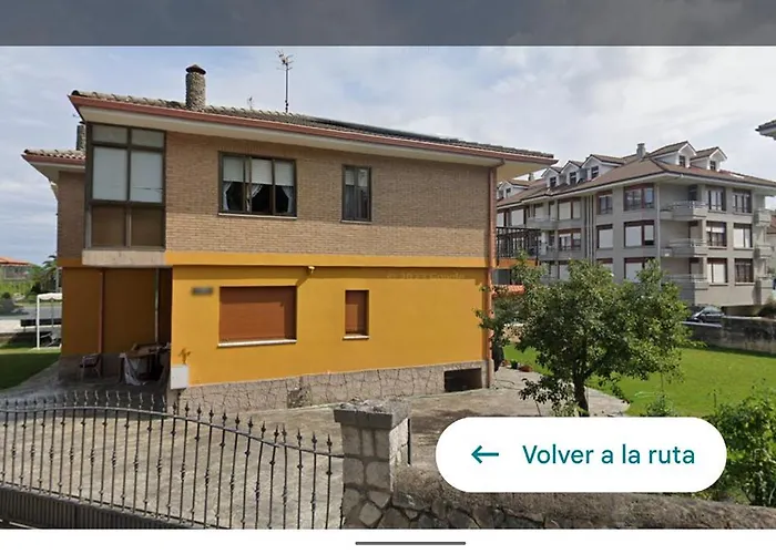 Villa La Rufina Noja 1 Planta Con Jardin